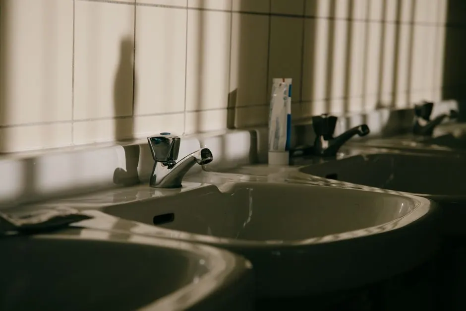 How to maintain your plumbing fixtures for longevity